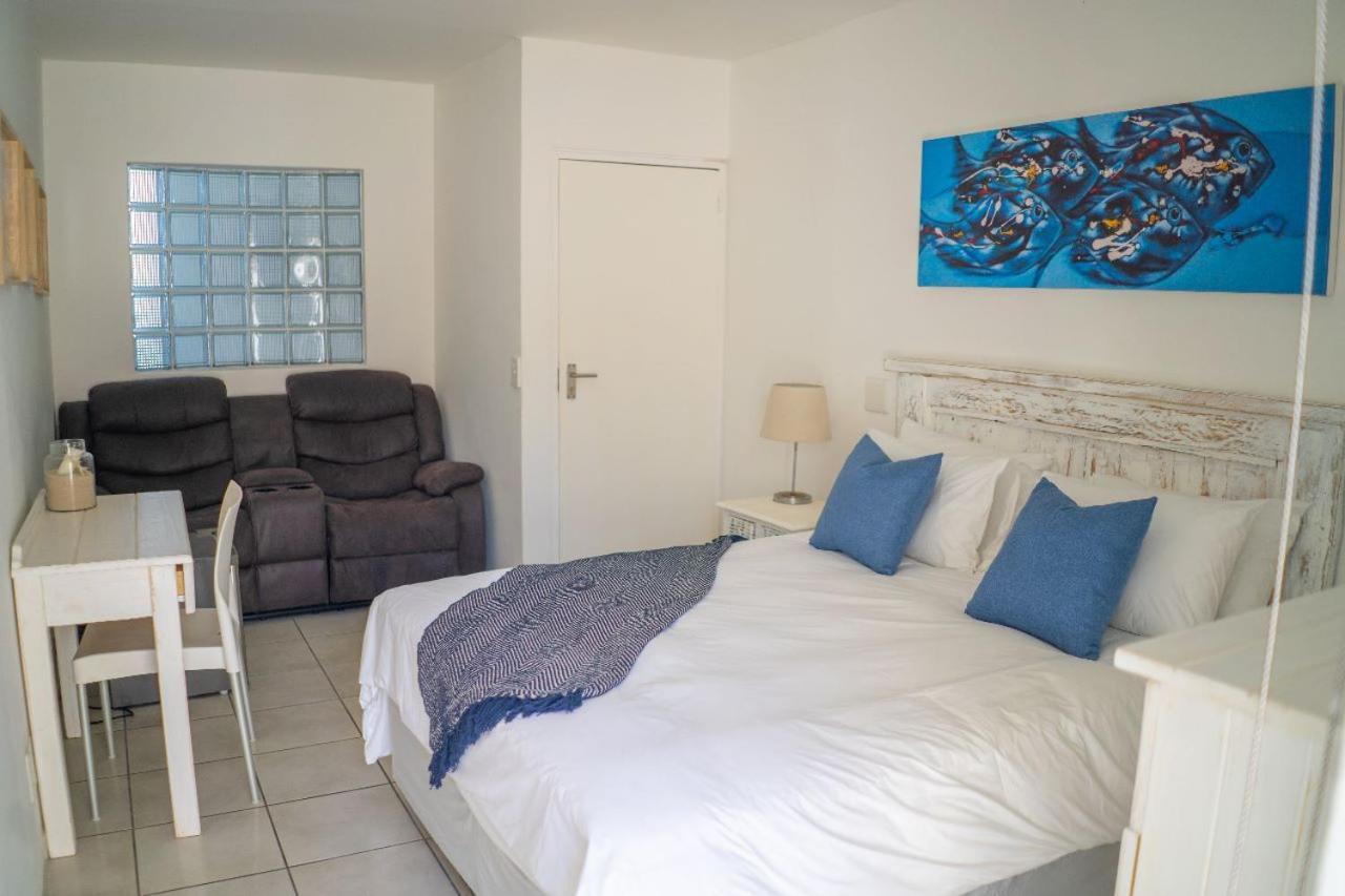 7Th Wonder Beach Guest House Kapstaden Rum bild