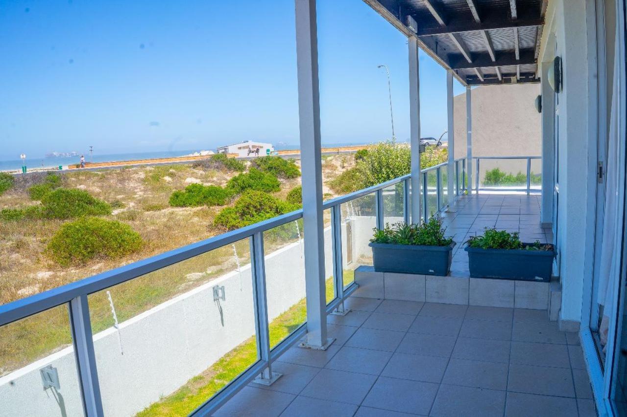 7Th Wonder Beach Guest House Kapstaden Rum bild